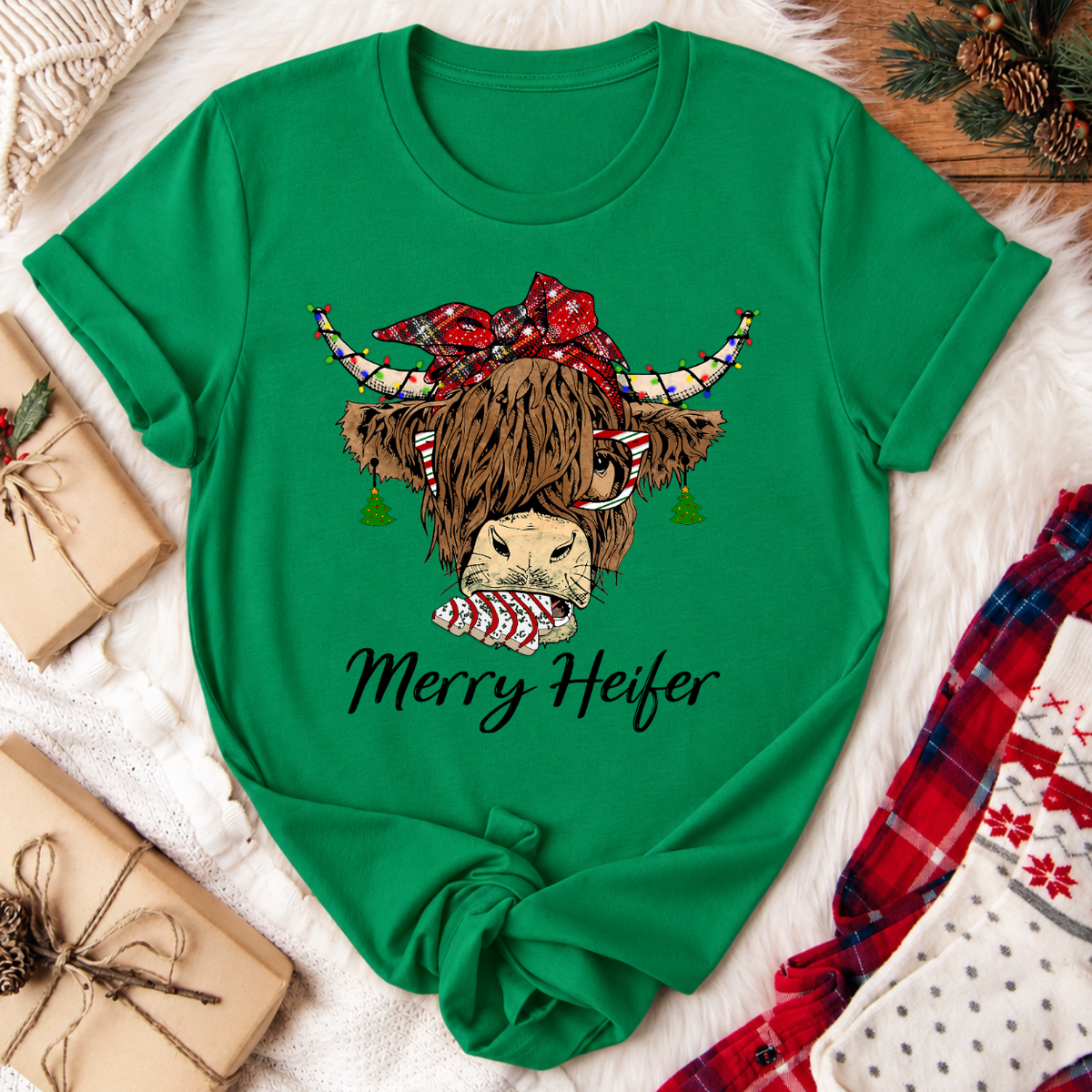 Merry Heifer Highland Cow Christmas T-Shirt - Kelly Green
